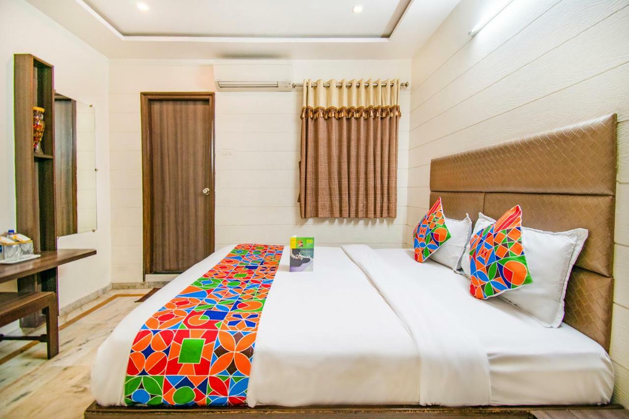 Hotel Kamran Palace Ahmedabad Exterior foto