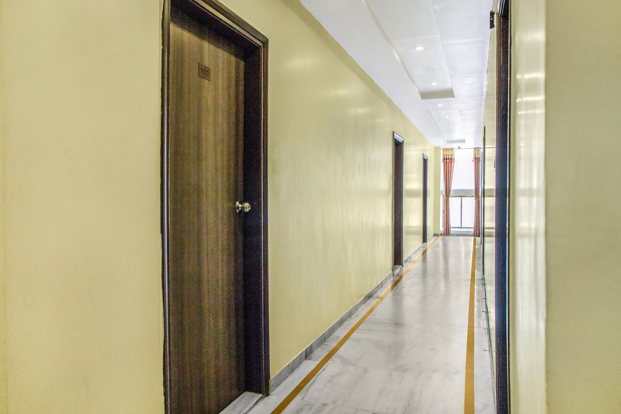 Hotel Kamran Palace Ahmedabad Exterior foto