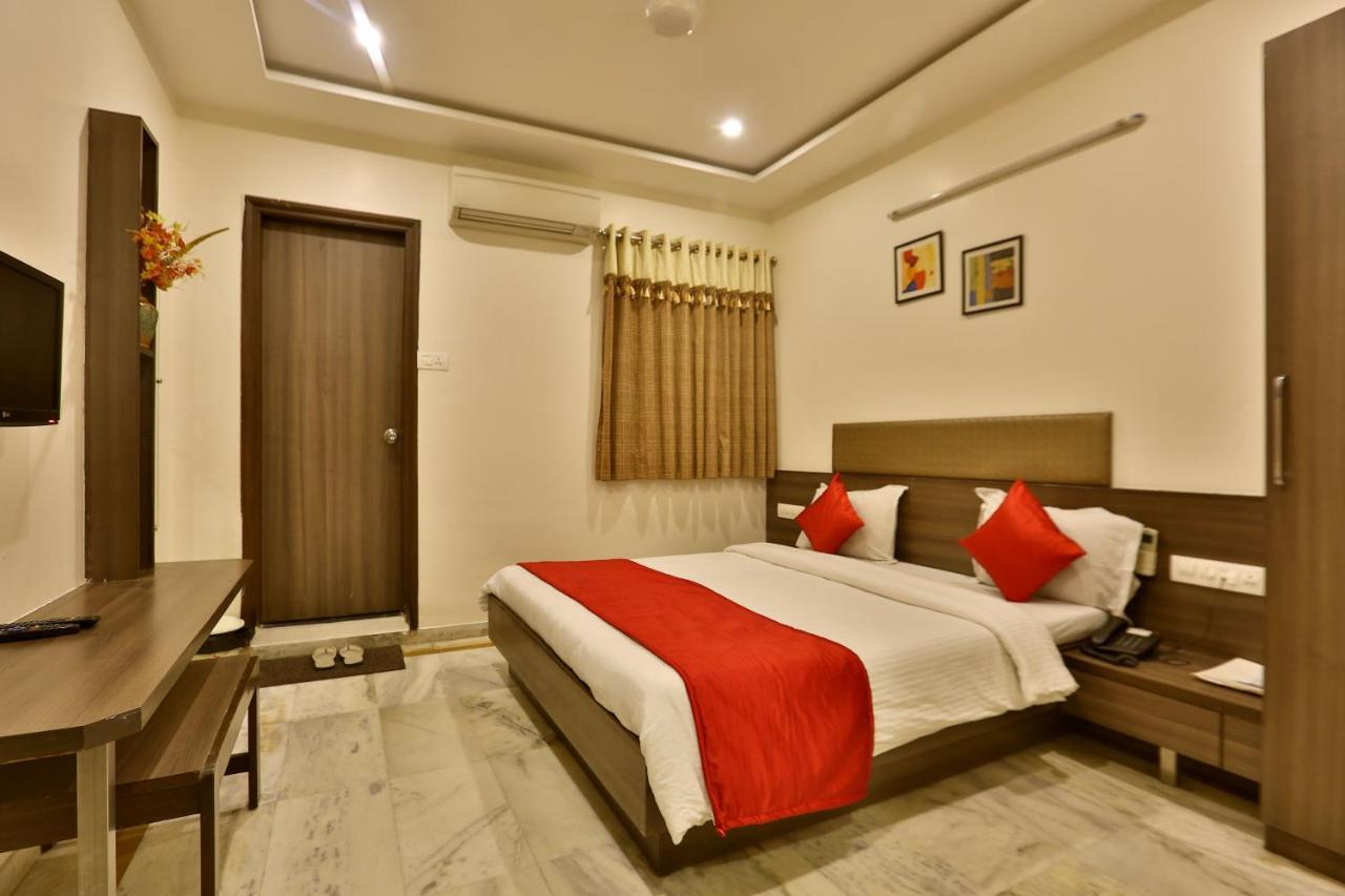 Hotel Kamran Palace Ahmedabad Exterior foto