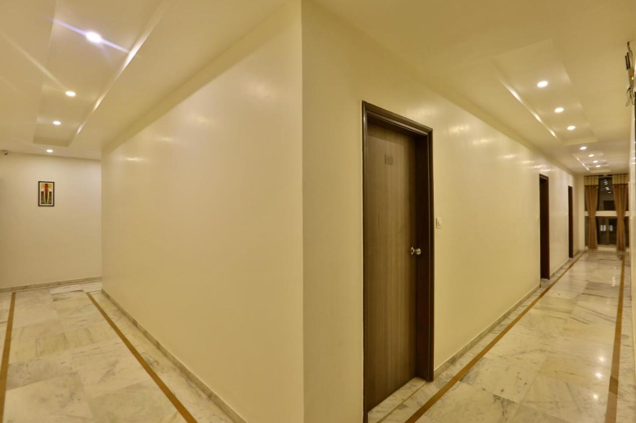 Hotel Kamran Palace Ahmedabad Exterior foto